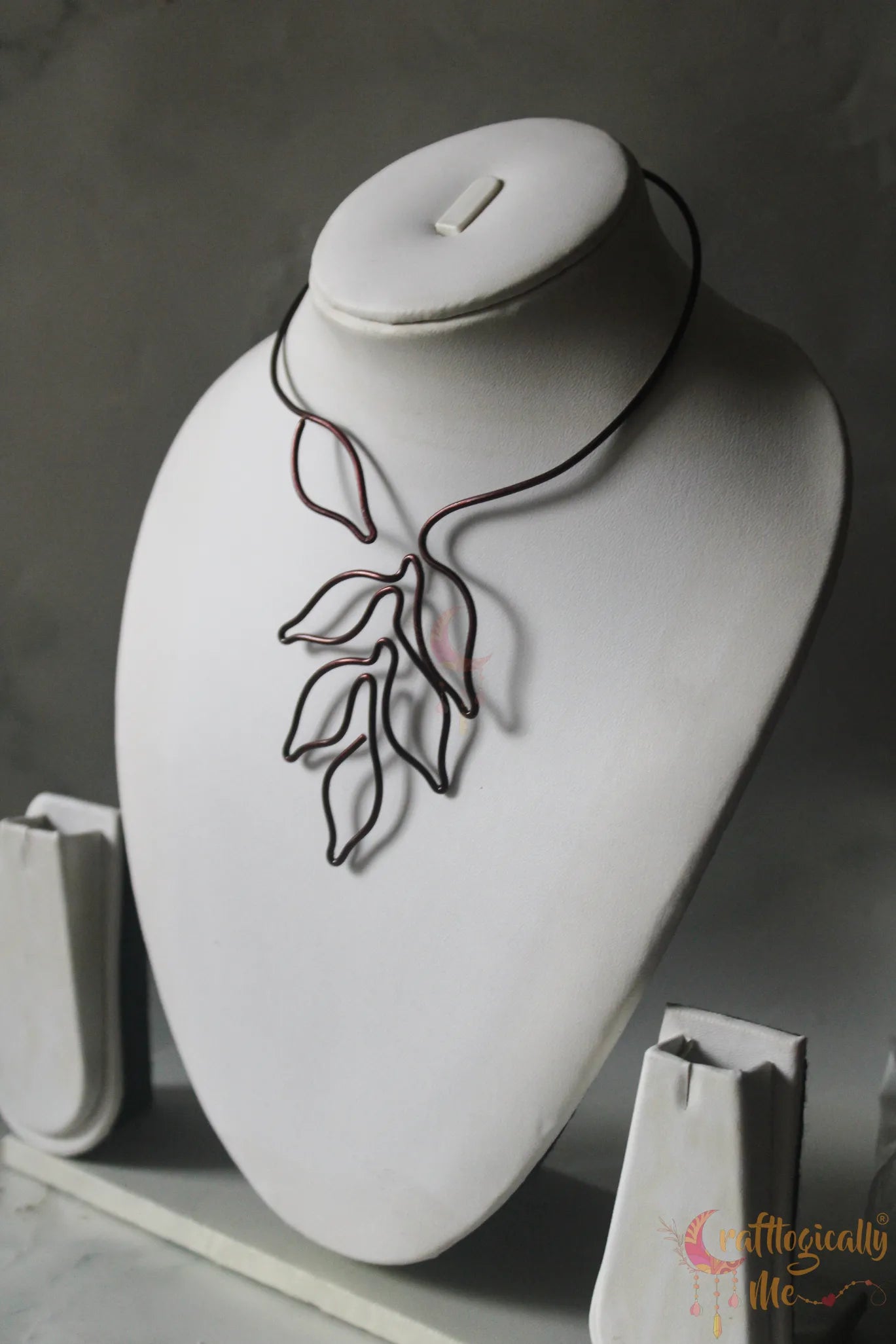 Leaf Wire Collar – Handmade Wire Jewelry