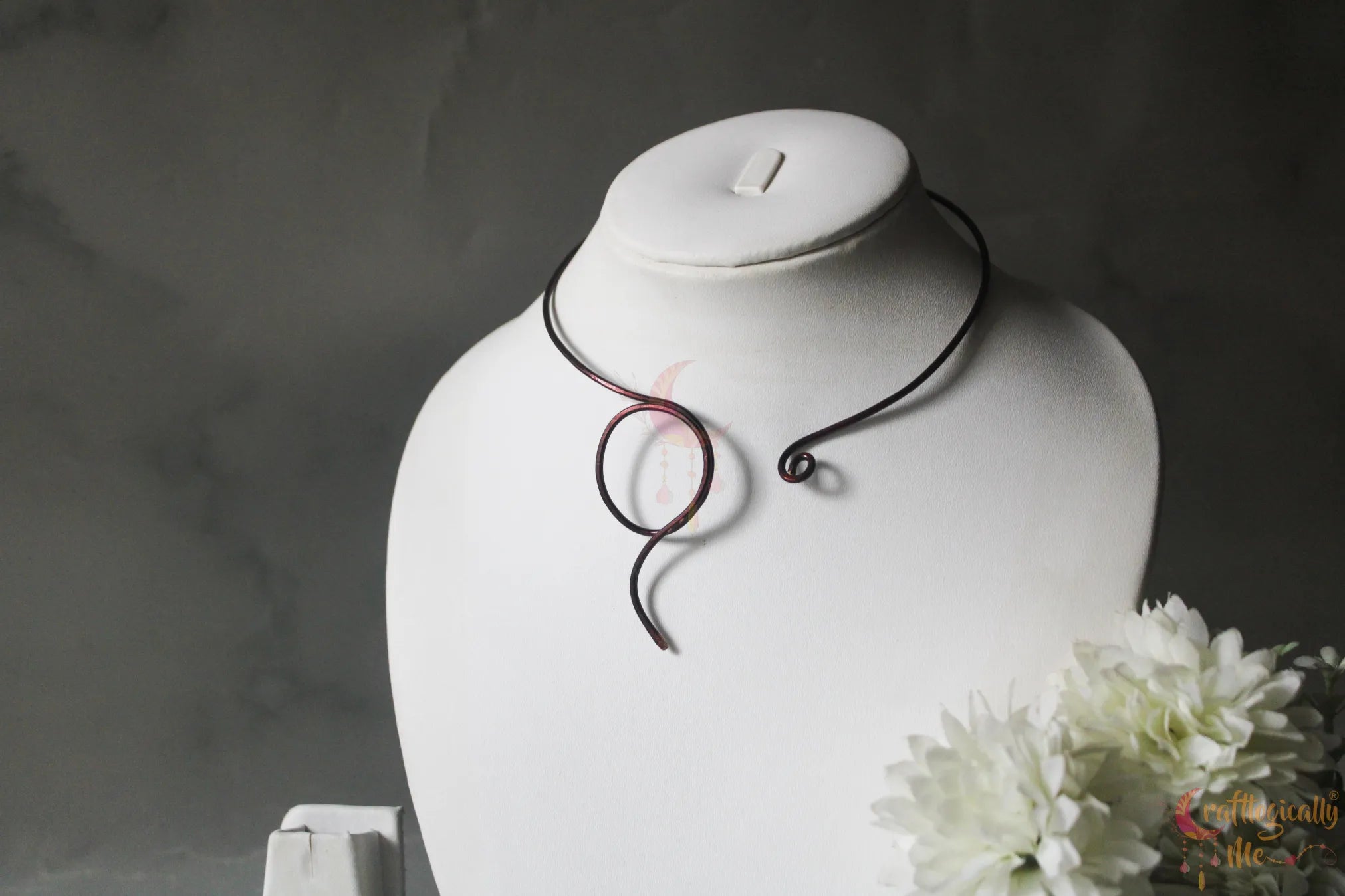 Curly Wire Collar – Handmade Wire Jewelry