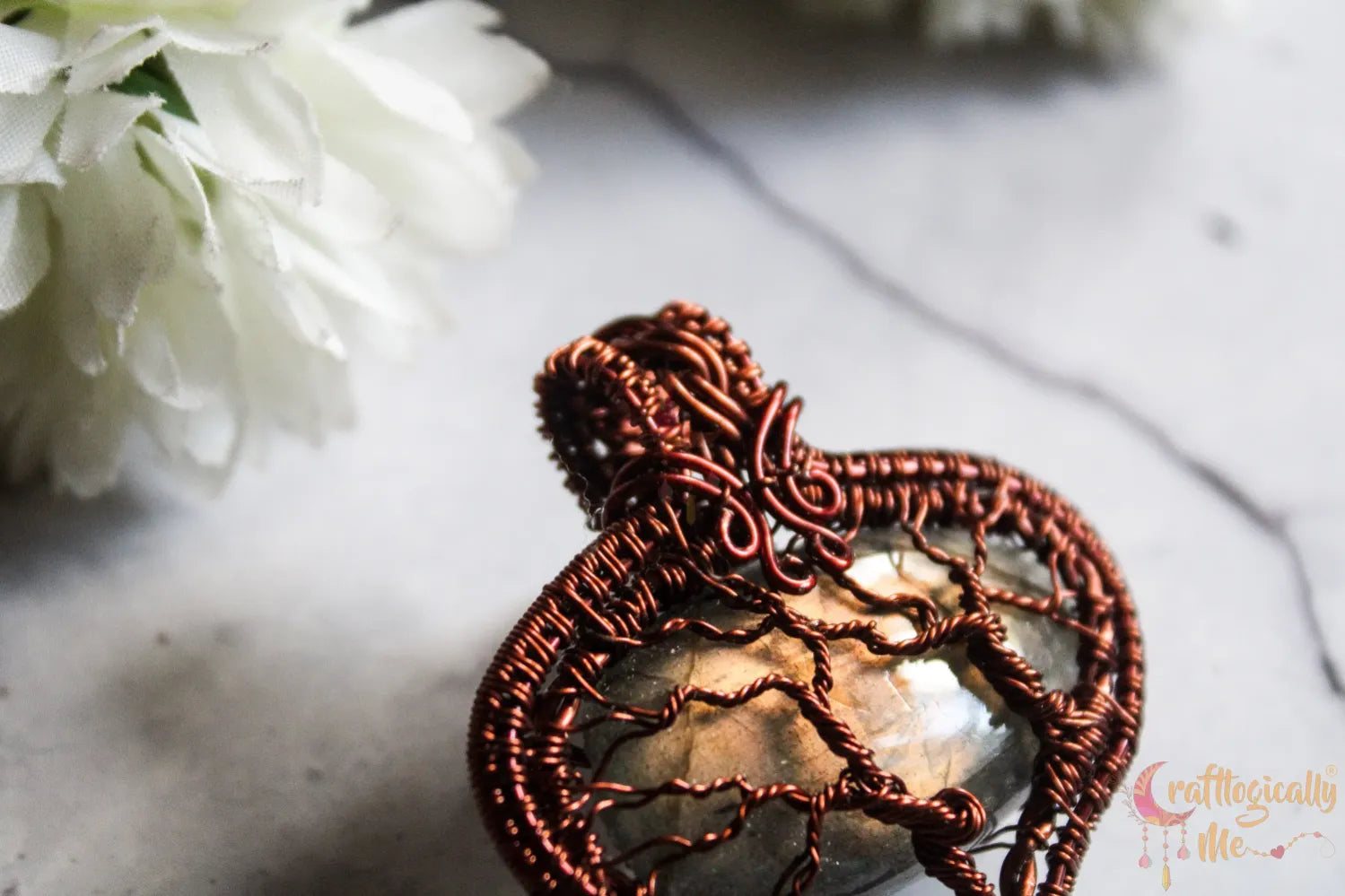 Gold Flash Labradorite Gemstone Tree of Life Pendant – Handmade Oval-Drop Anti-Tarnish Copper Jewelry