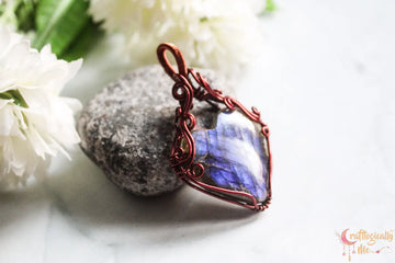 Blue Labradorite Gemstone Heart Wrap Pendant – Handmade Anti-Tarnish Copper Wire Wrapped Jewelry
