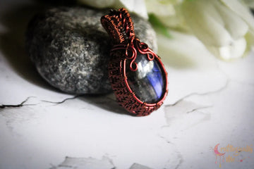 Blue Labradorite Gemstone Oval Frame Mini Pendant – Handmade Anti-Tarnish Copper Wire Wrapped Jewelry