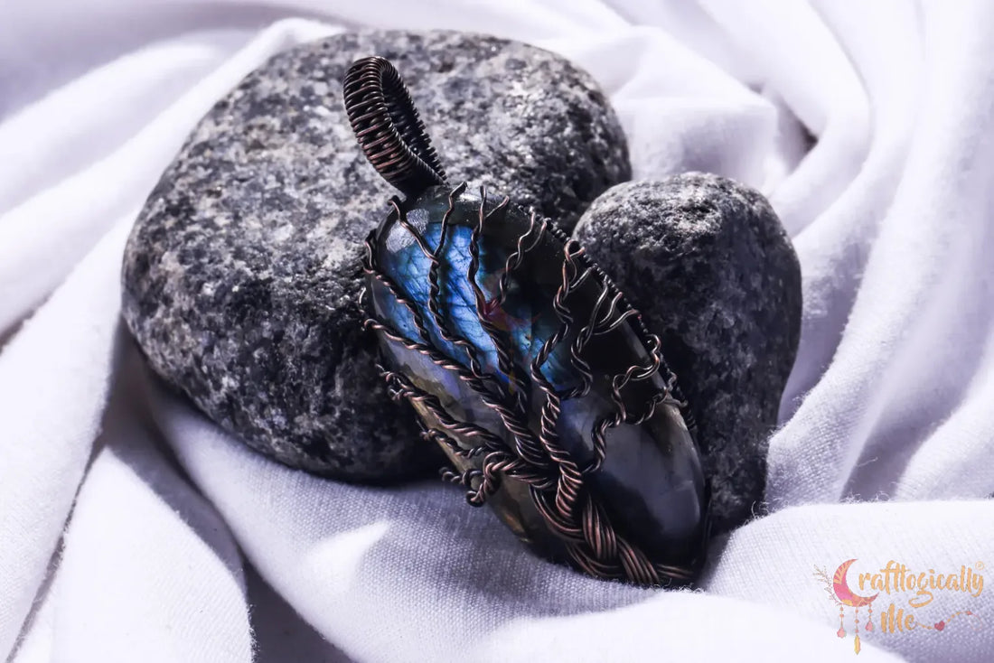 Blue Flash Labradorite Gemstone Braided Tree of Life Pendant – Oxidized Copper Wire Wrapped Jewelry