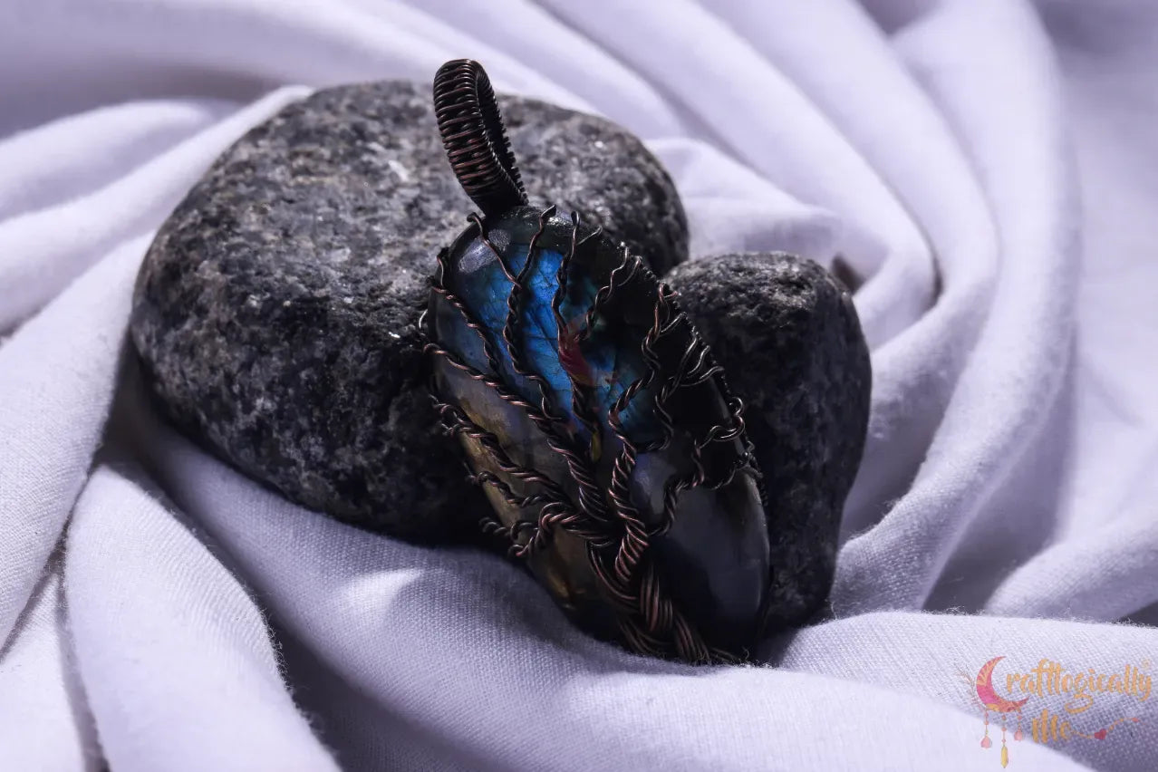 Blue Flash Labradorite Gemstone Braided Tree of Life Pendant – Oxidized Copper Wire Wrapped Jewelry