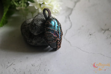 Blue Flash Labradorite Gemstone Braided Tree of Life Pendant – Oxidized Copper Wire Wrapped Jewelry