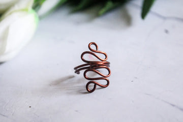 Adjustable Snake Ring – Bold & Elegant