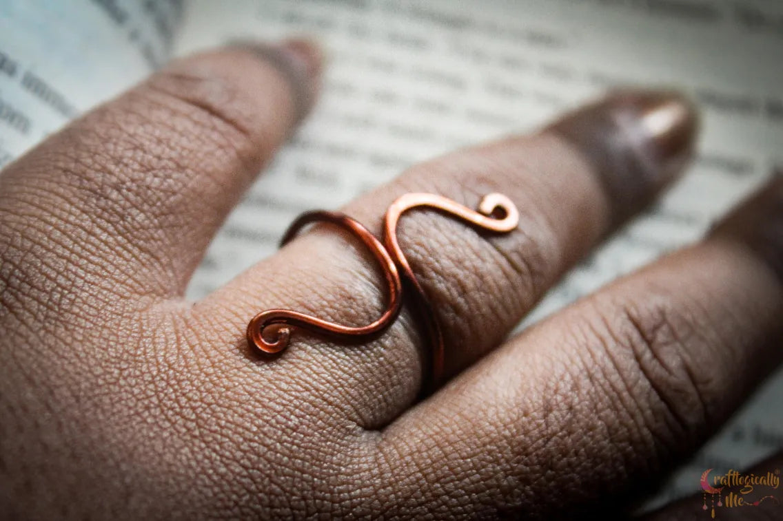 Simple Curly Adjustable Ring – Handmade Minimal Wire Wrapped Ring