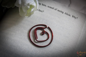 Heart Circle Bookmark – Handmade Wire Art Bookmark