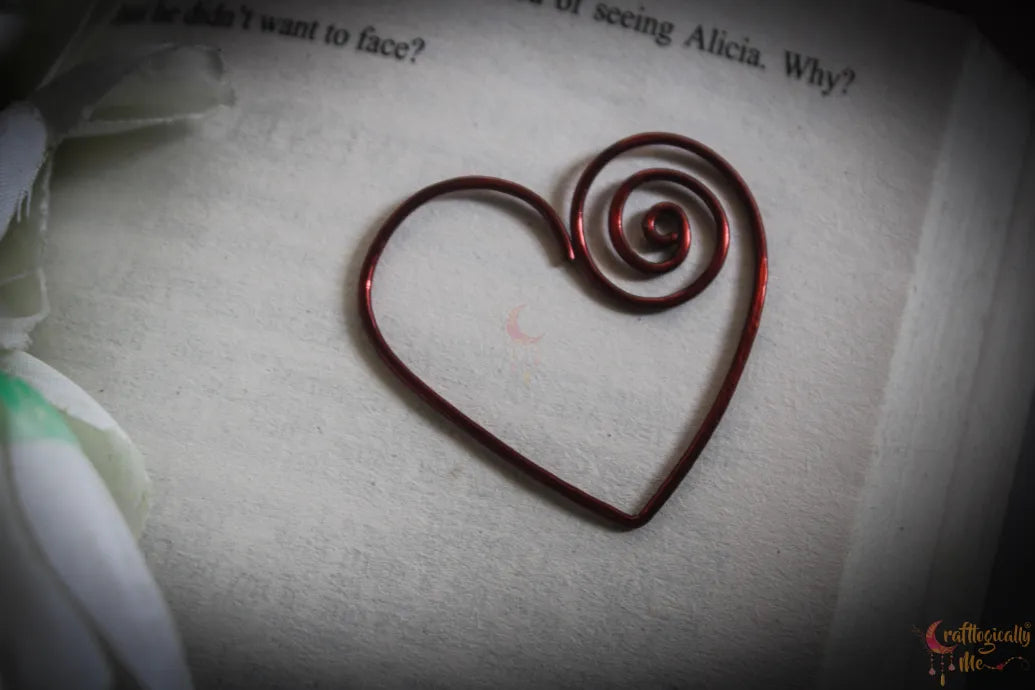 Heart Swirl Bookmark – Handmade Wire Art Bookmark