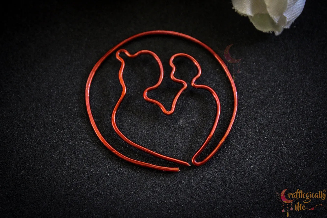 Mom and Baby Circle Bookmark – Handmade Wire Art Bookmark