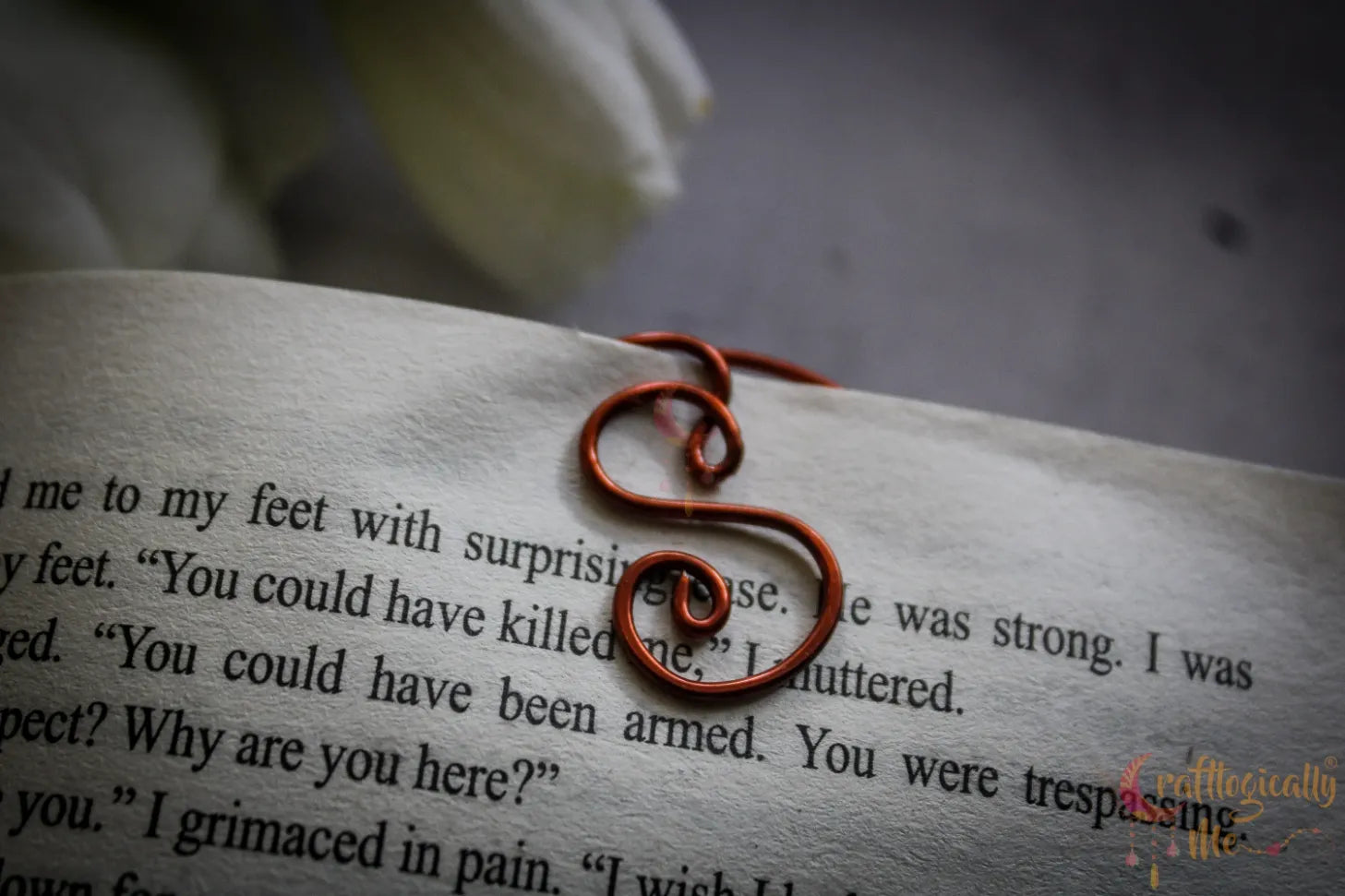 Wire Alphabet Circle bookmarks
