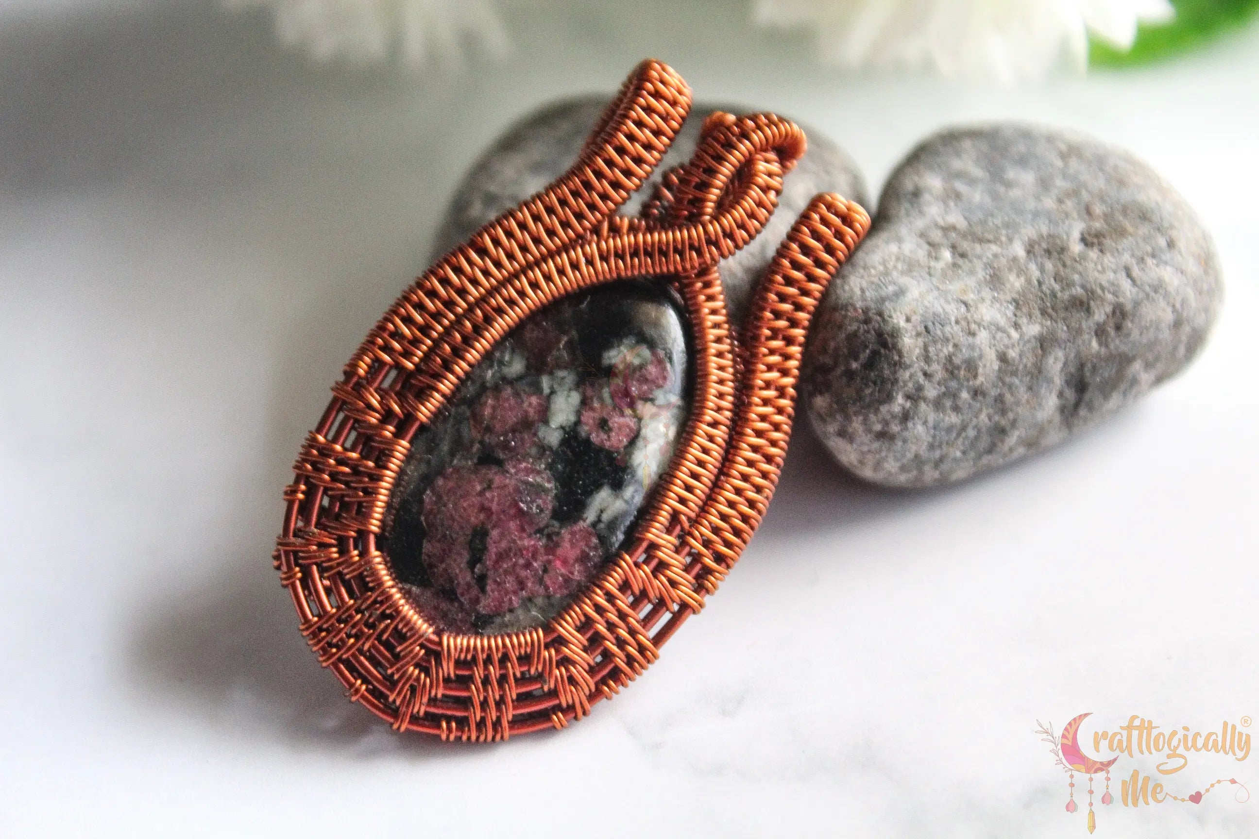 Edulite Gemstone Oval Pendant – Handmade Anti-Tarnish Copper Wire Wrapped Jewelry