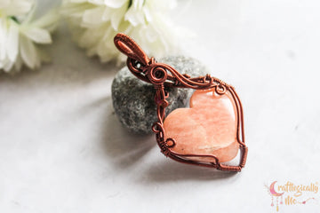 Sunstone Gemstone Heart Double-Sided Pendant – Handmade Anti-Tarnish Copper Wire Wrapped Jewelry