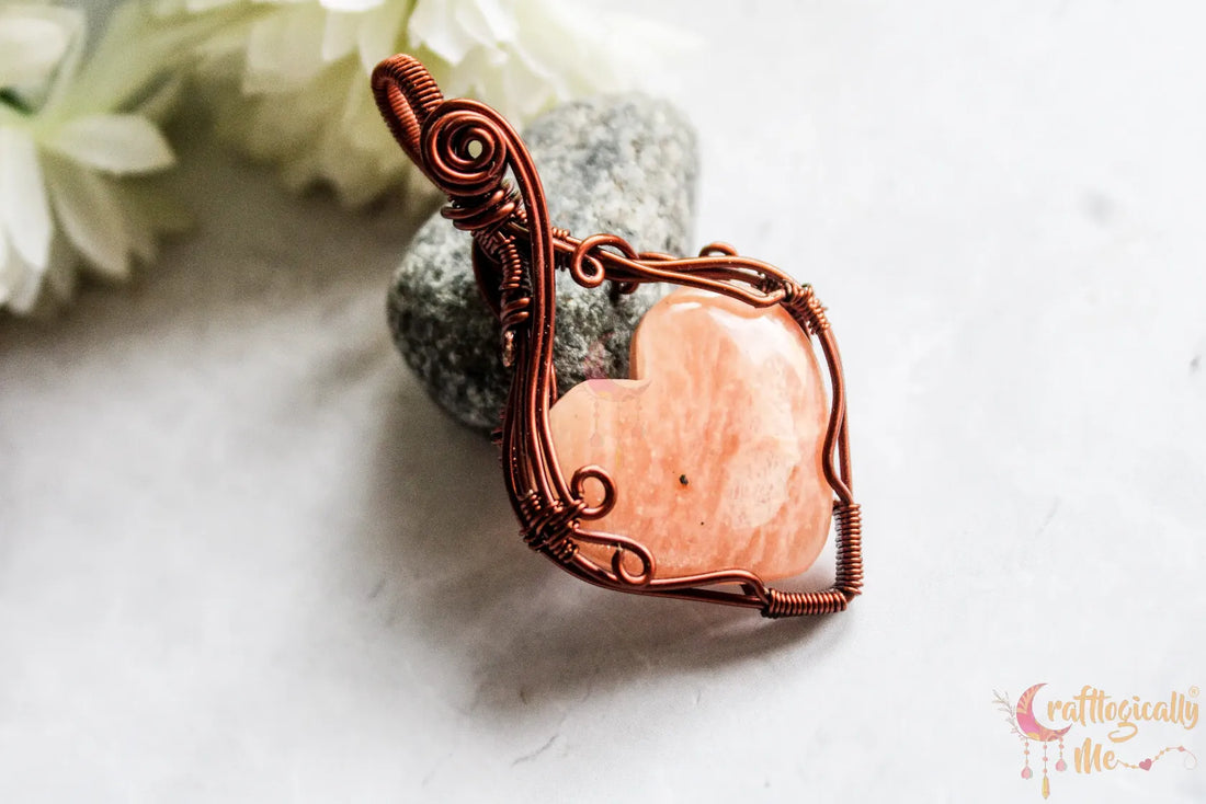 Sunstone Gemstone Heart Double-Sided Pendant – Handmade Anti-Tarnish Copper Wire Wrapped Jewelry