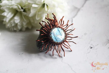 Blue Flash Labradorite Gemstone Sun Pendant – Handmade Anti-Tarnish Copper Wire Wrapped Jewelry