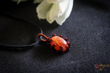 Sunstone Mini Pendant – Handmade Wire Wrapped Gemstone Jewelry