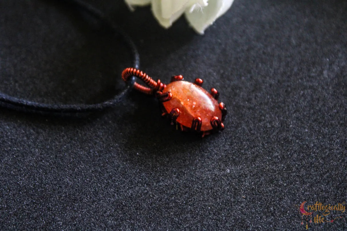 Sunstone Mini Pendant – Handmade Wire Wrapped Gemstone Jewelry