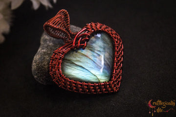 Blue Flash Labradorite Gemstone Heart Frame Pendant – Handmade Wire Wrapped Jewelry