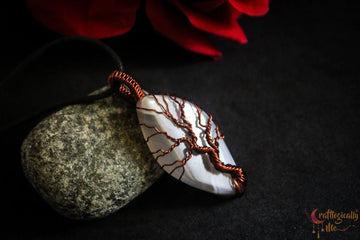 Crazy Lace Agate Tree of Life Gemstone Pendant – Anti-Tarnish Copper Jewelry