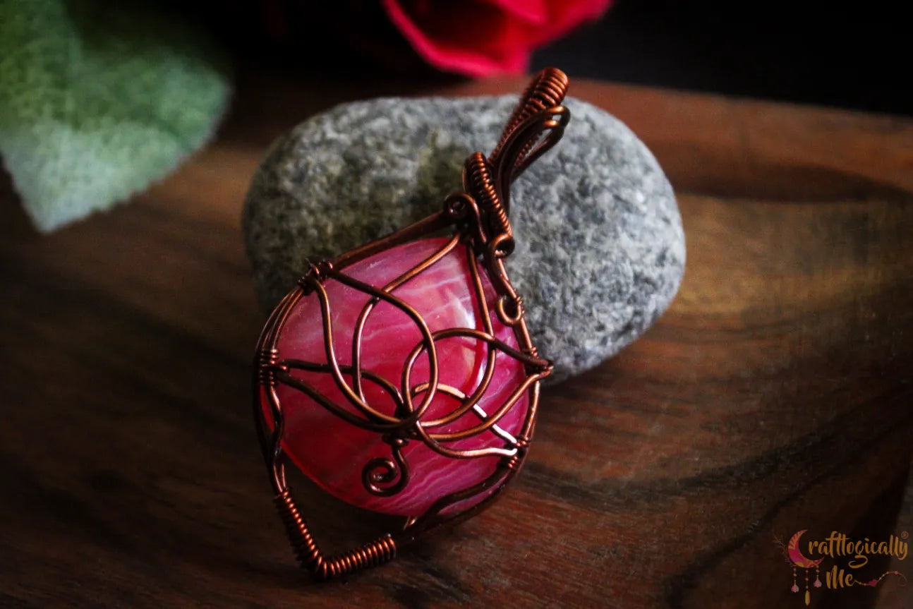 Pink Dyed Agate Lotus Gemstone Pendant – Anti-Tarnish Copper Jewelry