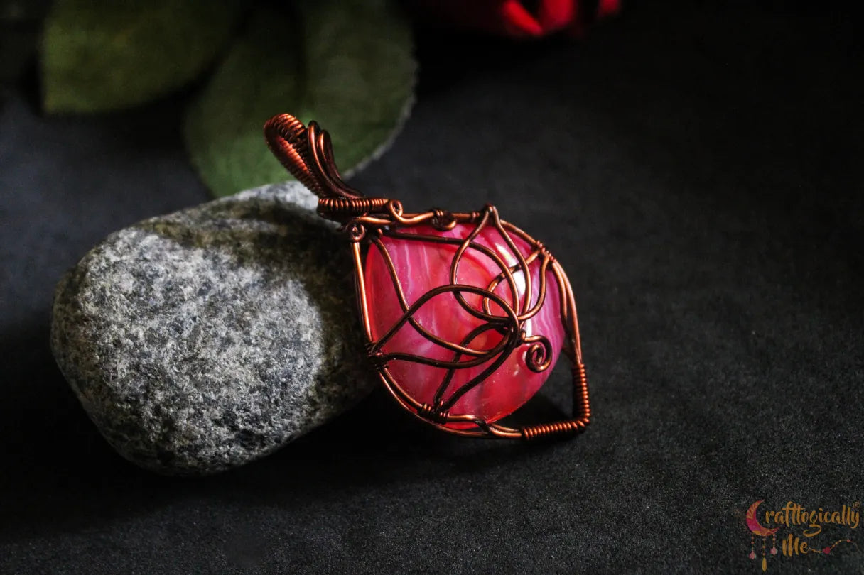 Pink Dyed Agate Lotus Gemstone Pendant – Anti-Tarnish Copper Jewelry