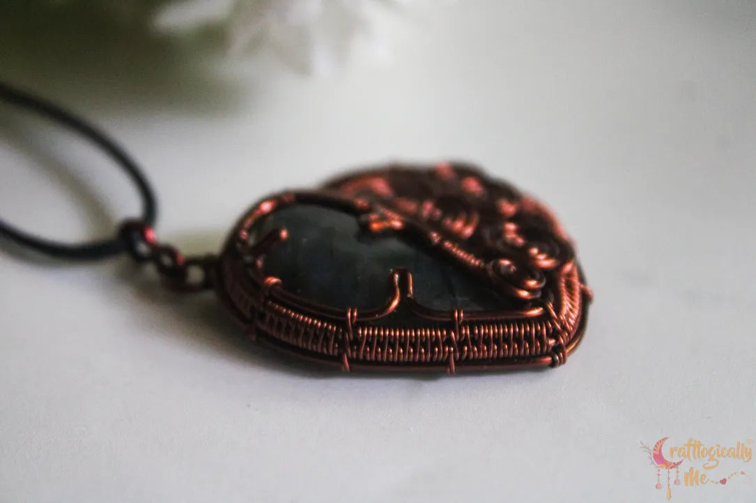 Blue Labradorite Heart Swirls Gemstone Pendant – Anti-Tarnish Copper Jewelry