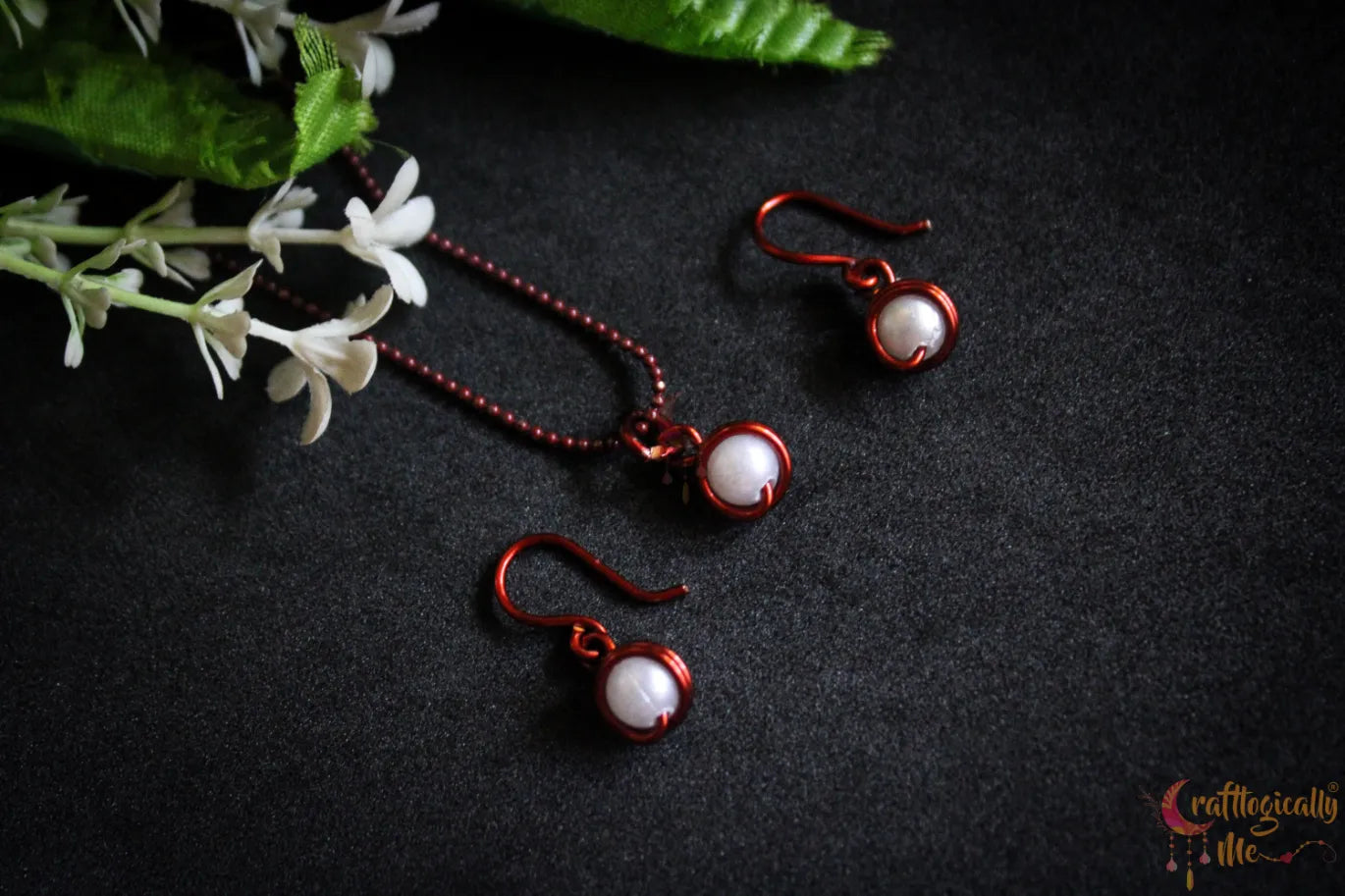 Minimalist Pearl Pendant Set – Handmade Pearl Jewelry