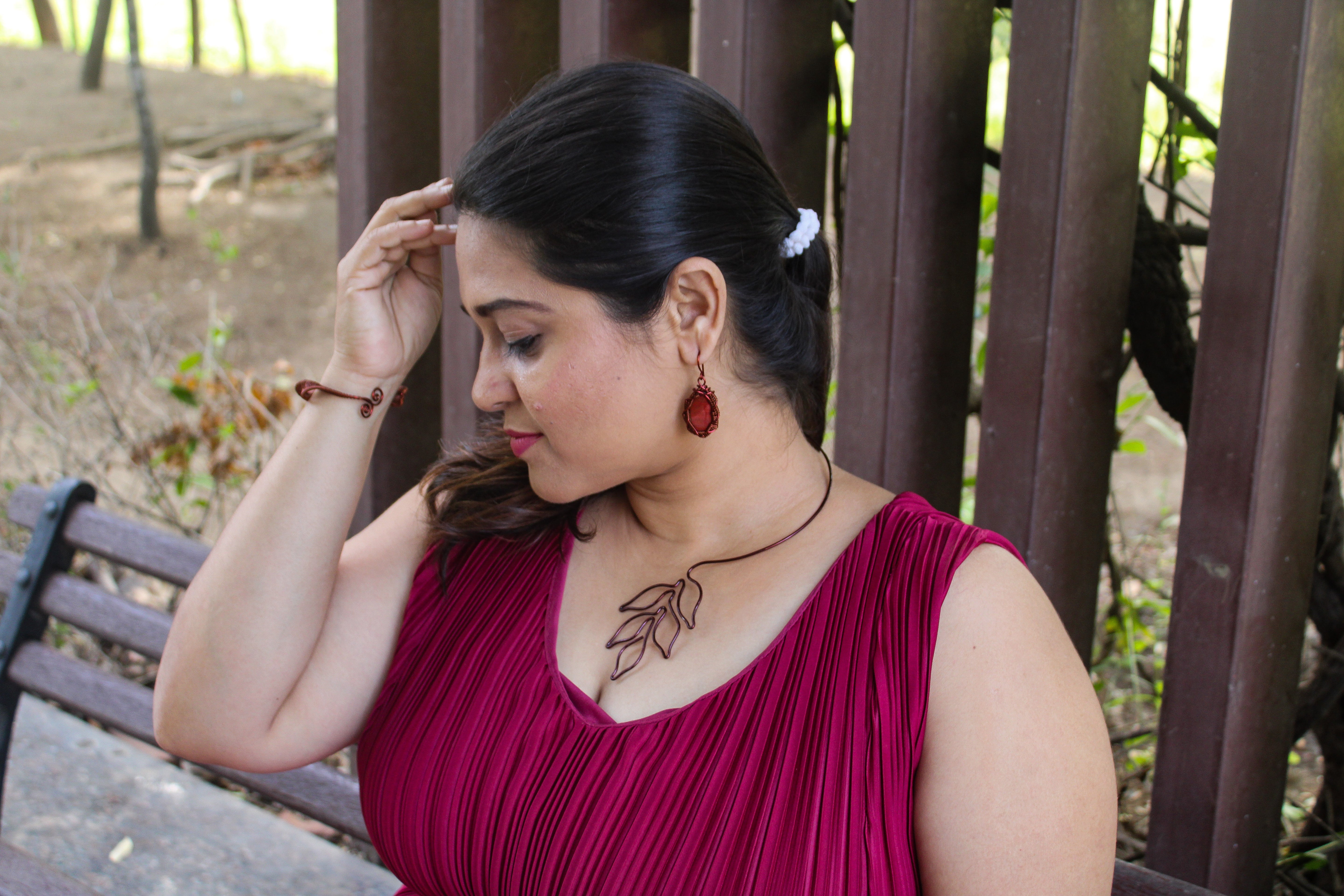 Leaf Wire Collar – Handmade Wire Jewelry